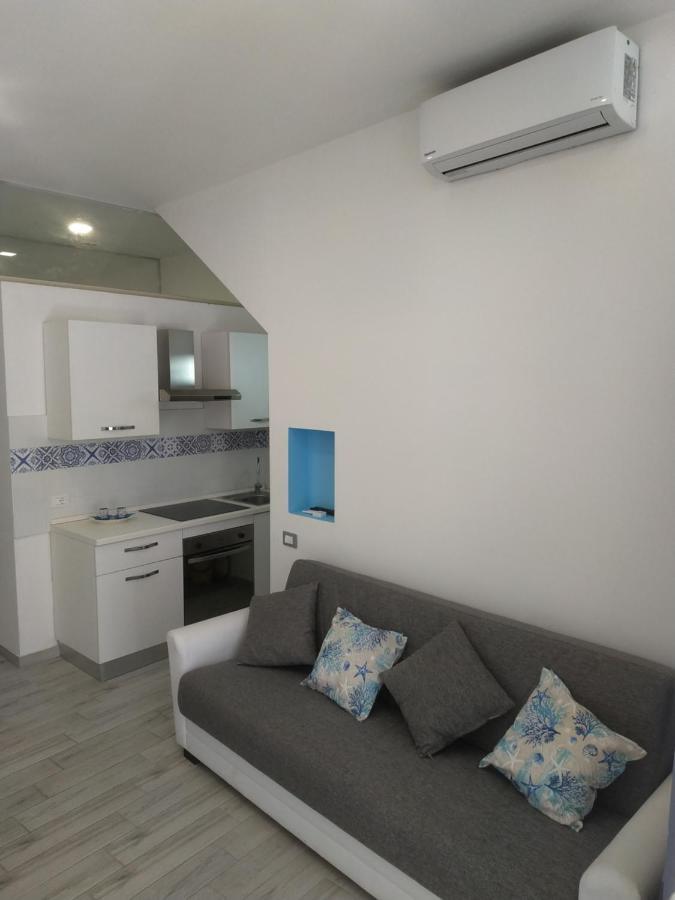 Loft sul mare Giardini Naxos Exterior foto